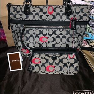 ❤️COACH POPPY MONOGRAM TOTE W/MATCHING WALLET❤️